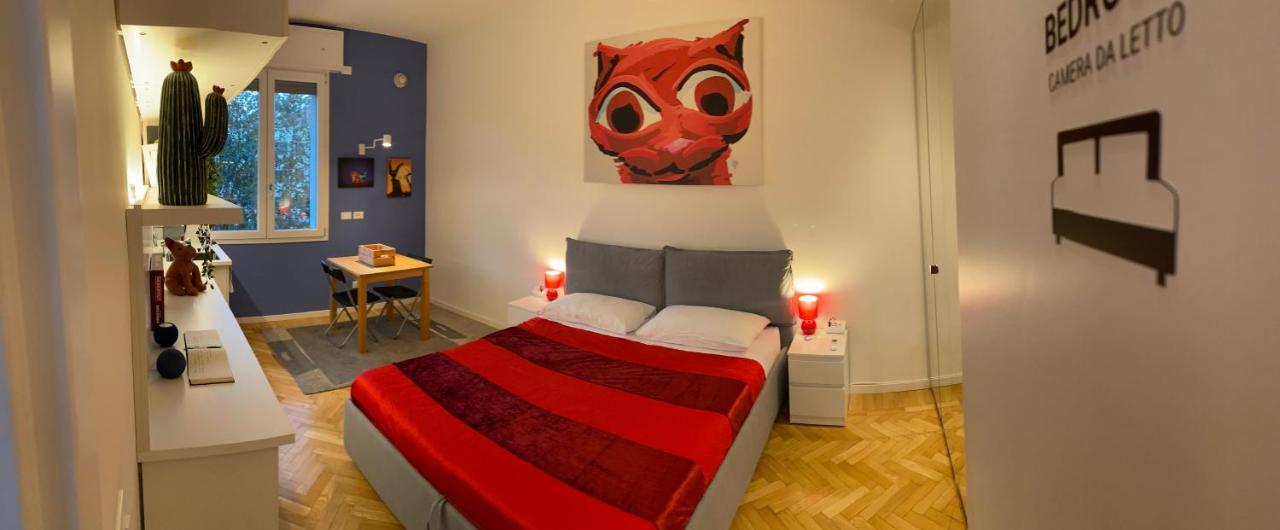 Tra Le Torri B&B - Ampia Stanza Privata In Appartamento Con Bagno Privato Accessibile Da Corridoio Bolonya Dış mekan fotoğraf